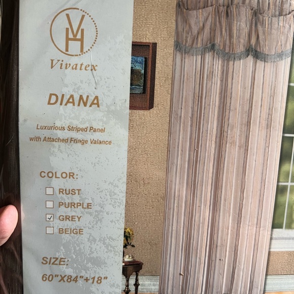 Curtains by Vivatex—2 panels NIP - Picture 5 of 7